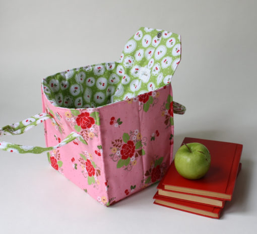 Insulated Lunch Bag in Bee in My Bonnet - Insulated Lunch Tote - Bento Box Carrier - Ready to Ship